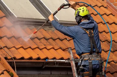 Démoussage et hydrofuge de toiture à Omécourt