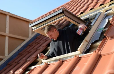 Pose de fenêtres de toit Velux à Omécourt